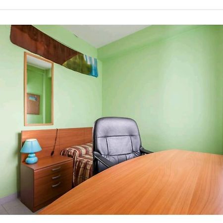 Piso Con Buena Red Wiffi Fibra Optica Alquiler De Habitaciones Sewilla Zewnętrze zdjęcie